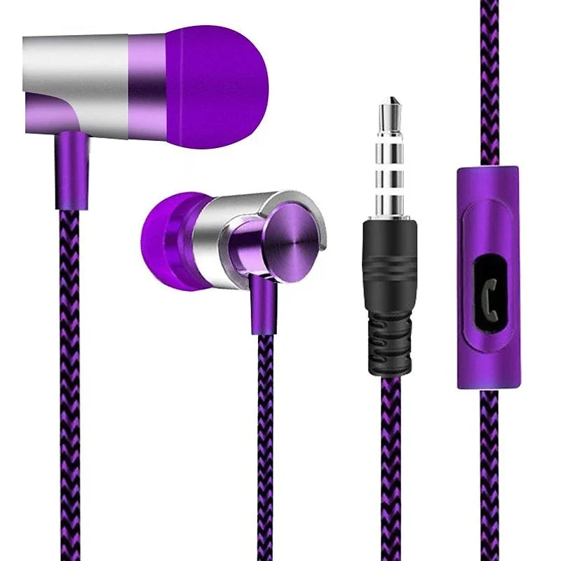 Auriculares intraurales con cable, cancelación de ruido, diseño ergonómico y sonido estéreo; ideales para deporte, música y uso diario con teléfonos móviles.