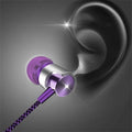 Auriculares intraurales con cable, cancelación de ruido, diseño ergonómico y sonido estéreo; ideales para deporte, música y uso diario con teléfonos móviles. miniatura 3